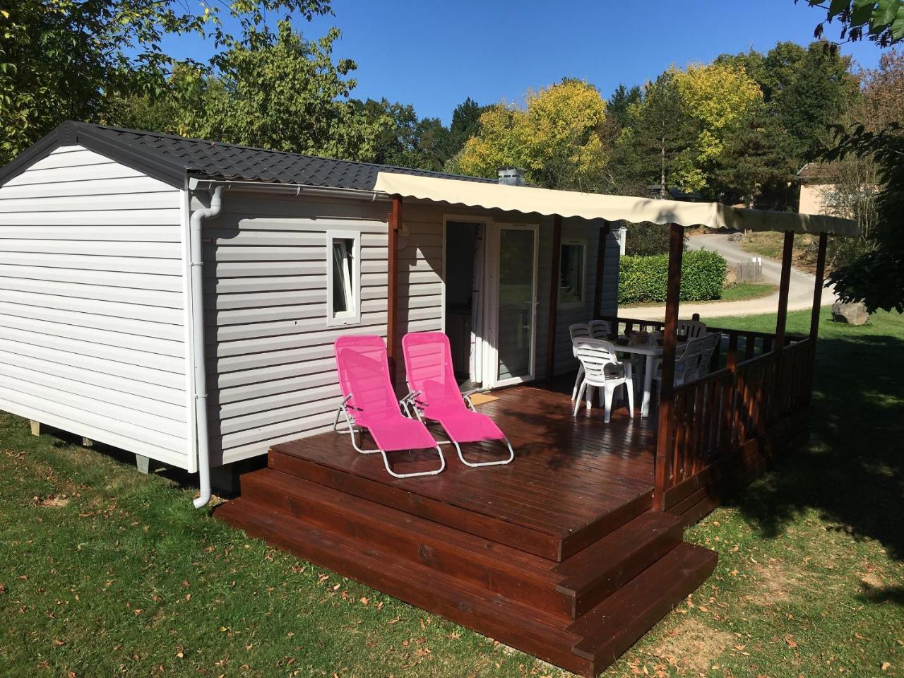 Camping 3 Etoiles - Piscine Chauffee - Vue Montagne 圣吉隆 外观 照片